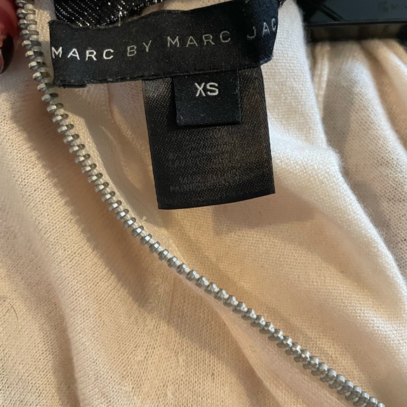 Marc Jacobs Ivory Cashmere Blend Unique Top Sweater XS Short Sleeved - Picture 9 of 10